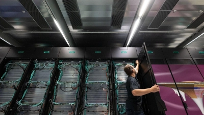 „Wenn man die Kernsysteme nicht modernisiert, redet man mit KI nur etwas schön.“ (Archivbild) (Foto: Marijan Murat/dpa)