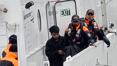 Italiens Pläne für Flüchtlingslager außerhalb der EU kommen vor den Europäischen Gerichtshof. (Foto: Archiv) (Foto: Valeria Ferrario/AP/dpa)