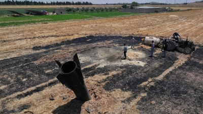Auch in Syrien sind nach Kämpfen zwischen Iran und Israel zu Beginn der Woche Trümmer niedergegangen. (Symbolbild) (Foto: Ghaith Alsayed/AP/dpa)