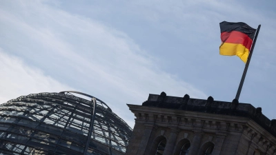 Der neue Bundestag ist schon gewählt. Der alte kommt aber für umstrittene Beschlüsse zur Schuldenbremse noch einmal zusammen.  (Foto: Hannes P. Albert/dpa)