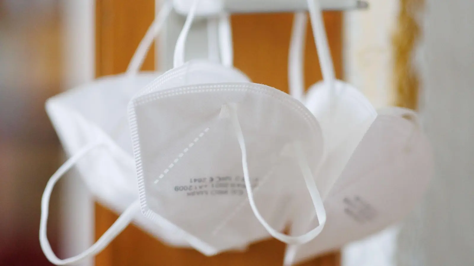 Die teuren FFP2-Masken waren kein Wucher, so die Staatsanwaltschaft Zürich.  (Foto: Daniel Karmann/dpa)