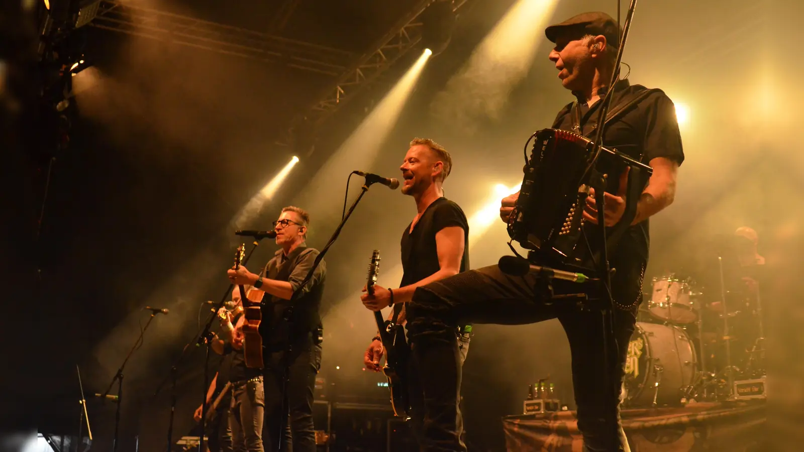 Immer wieder gern gesehen sind Fiddler’s Green an der Bibert. Sie sind bereits zum dritten Mal dabei. (Foto: Yvonne Neckermann)