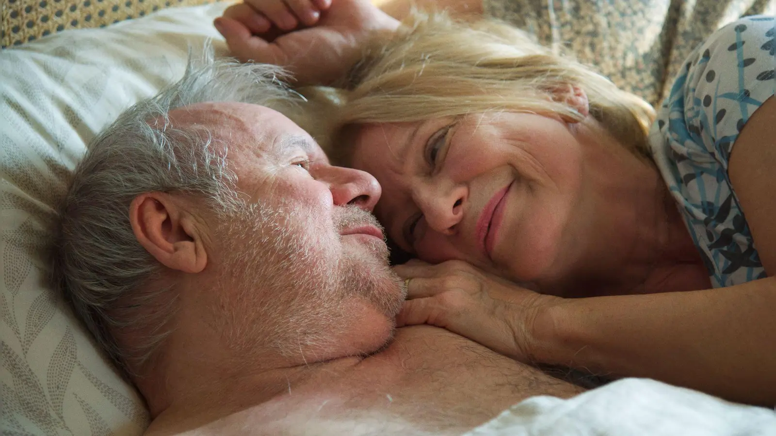 Mit „Alte Liebe“ gelingt Regisseur Andreas Dresen nun sein bisher wohl gefühlvollster Kino-Coup. (Handout) (Foto: Frédéric Batier/Panodra Film/dpa)
