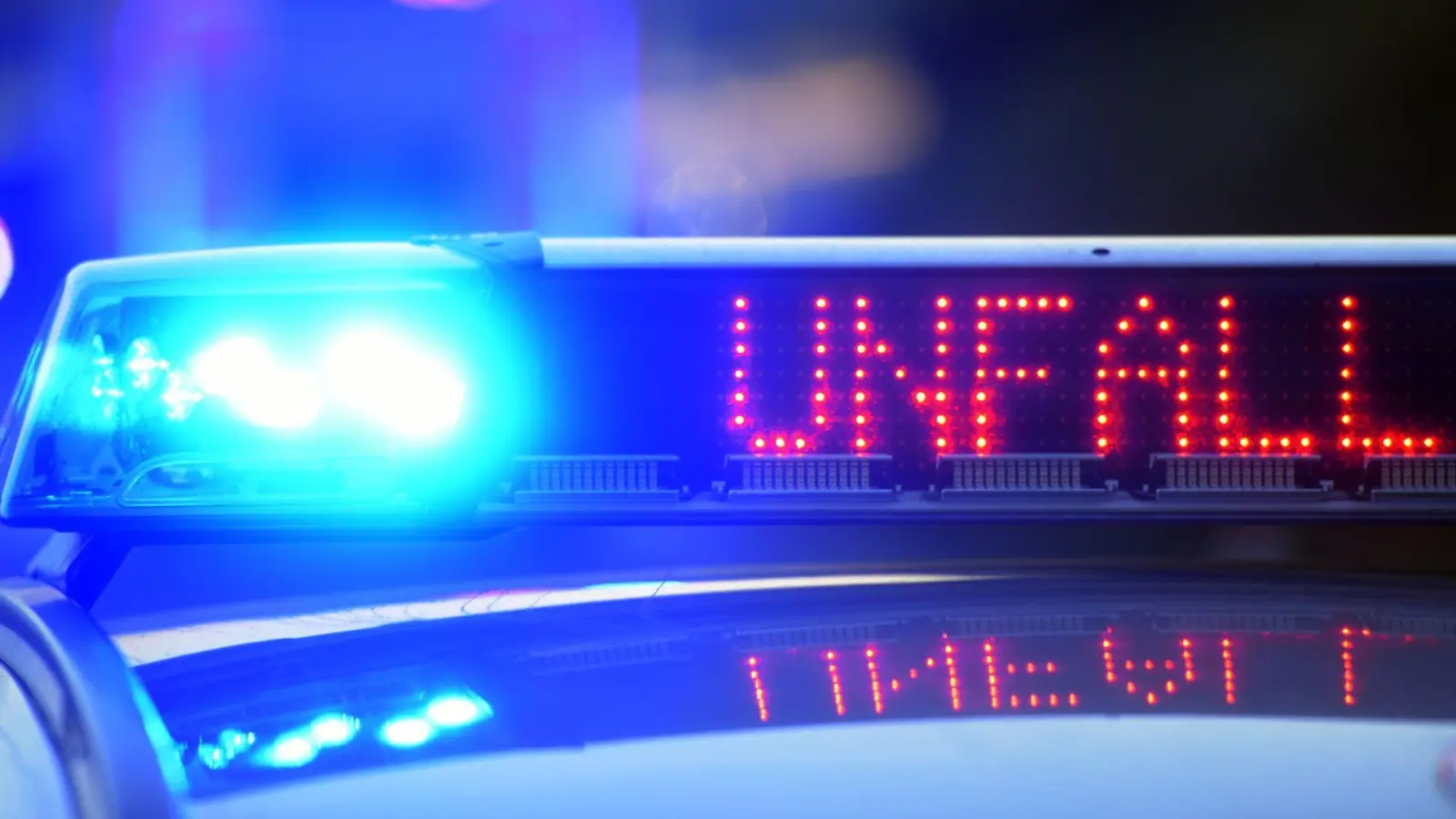 Bei dem Zusammenstoß zweier Autos in Ornbau haben sich die beteiligte 64-Jährige und der 88-Jährige nicht verletzt.  (Symbolbild: Stefan Puchner/dpa)