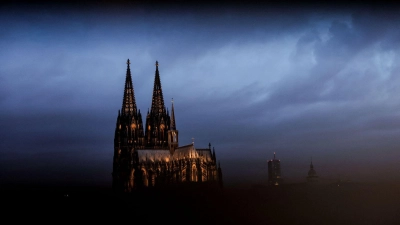 Die Finanzierung des Kölner Doms ist immer wieder Thema. (Archivbild) (Foto: Oliver Berg/dpa)