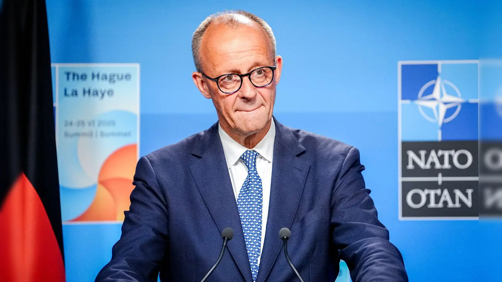 Bundeskanzler Friedrich Merz (CDU) äußert sich in Den Haag vor Journalisten zu den Ergebnissen des Nato-Gipfels mit US-Präsident Donald Trump. (Foto: Kay Nietfeld/dpa)