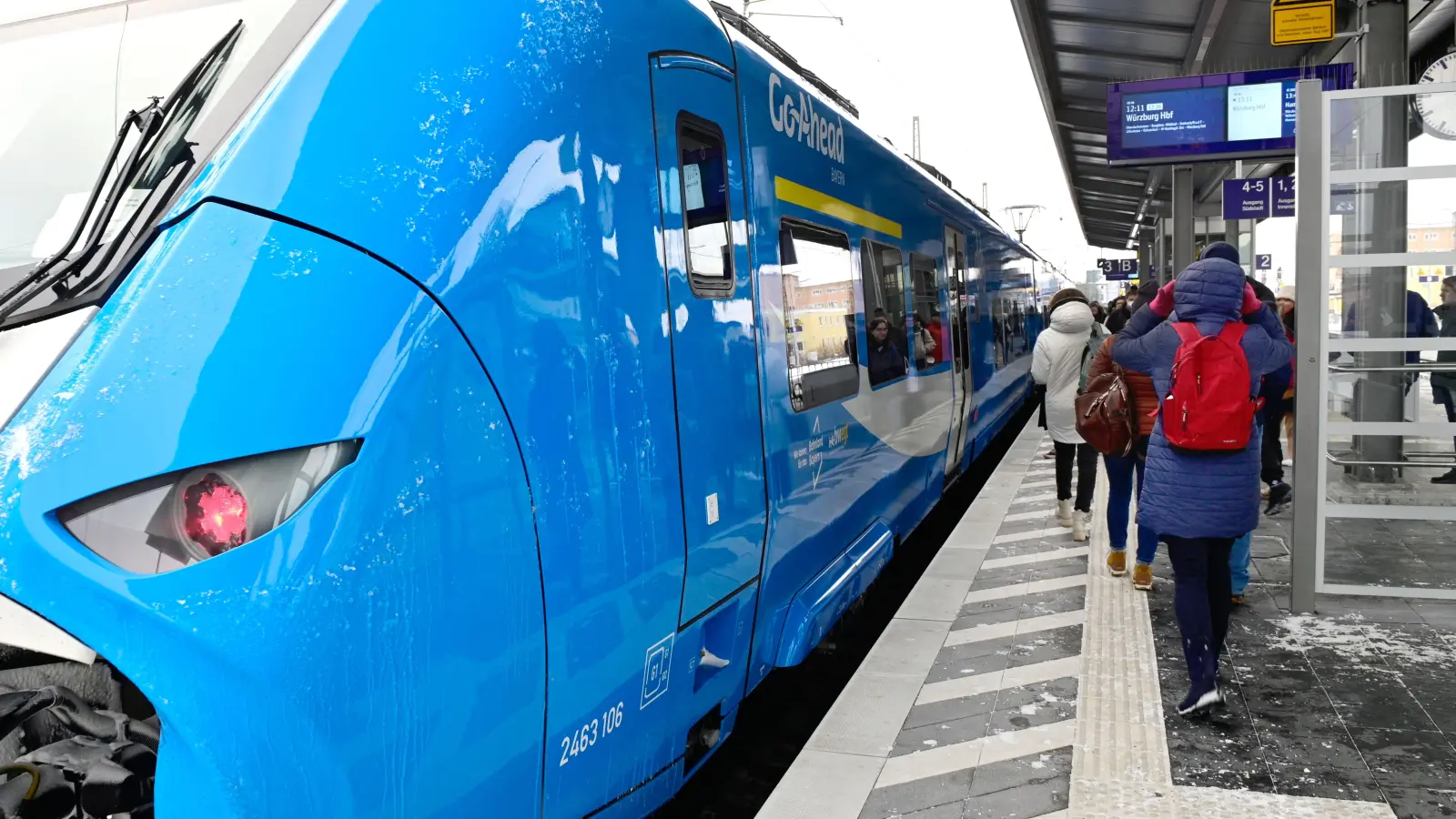 Ein Triebzug des Bahnbetreibers Go-Ahead im Bahnhof Ansbach: Jetzt soll es ein Betriebskonzept richten. (Foto: Jim Albright)