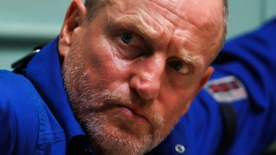 Woody Harrelson als Duncan Allcock in einer Szene des Films. (Foto: -/Focus Featues/dpa)