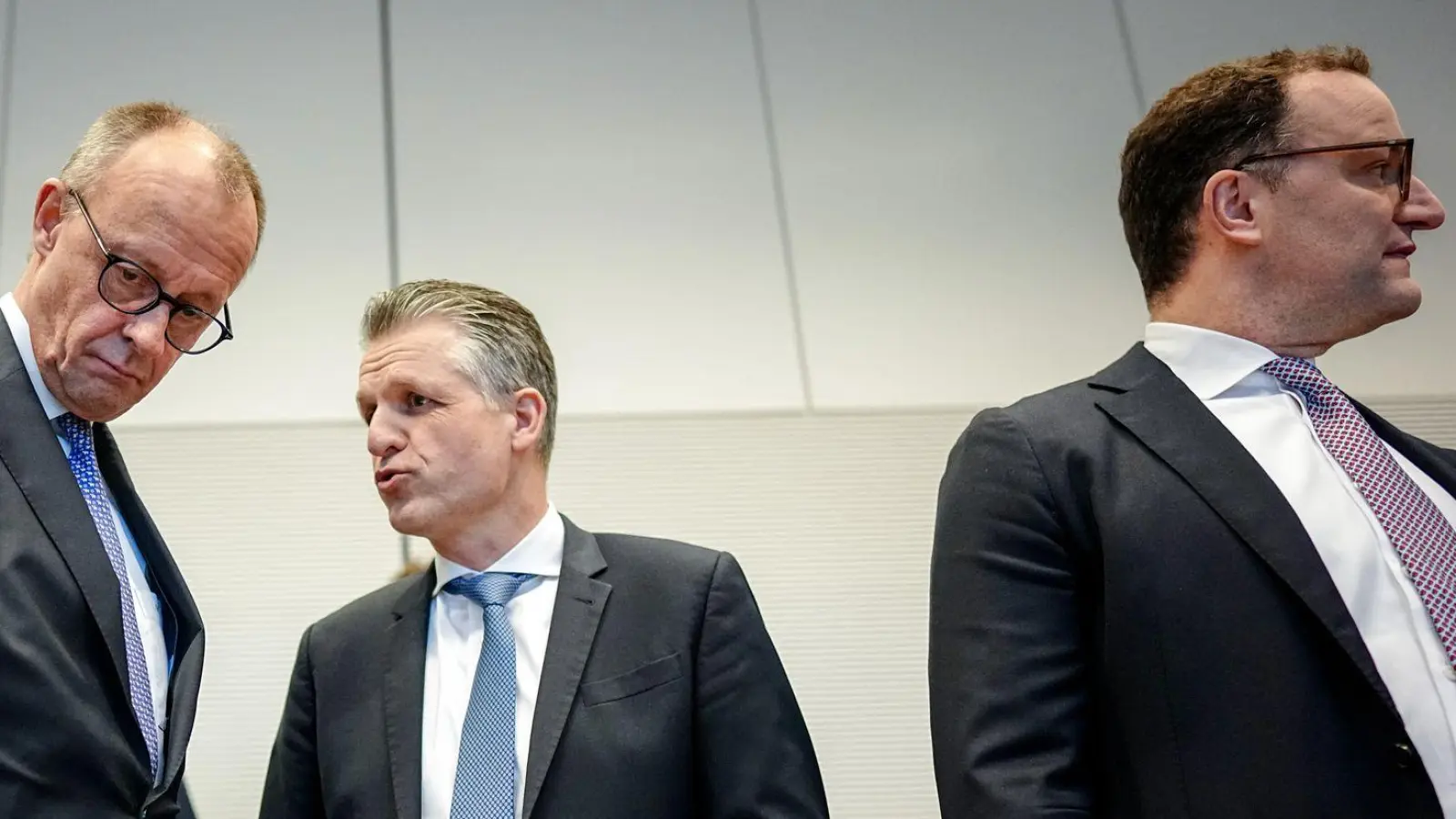 Frei für Spahn: Der Wechsel an der Unionsfraktionsspitze soll heute besiegelt werden. (Archivbild) (Foto: Kay Nietfeld/dpa)