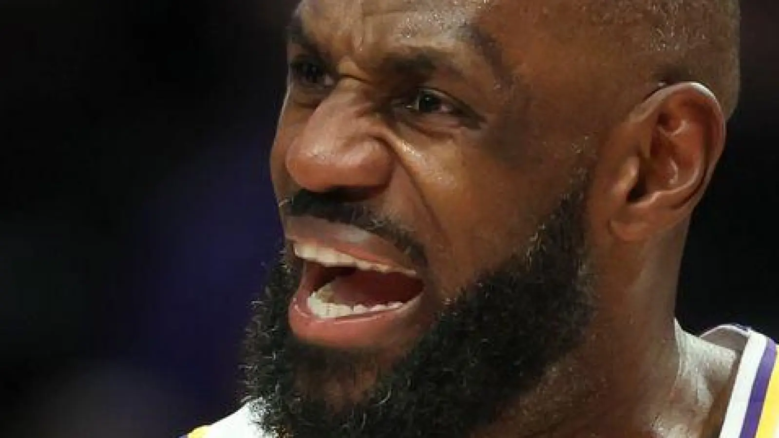 LeBron James gehört nach langer Zeit nicht zur Startformation im All-Star-Spiel der NBA. (Foto: Amanda Loman/AP/dpa)