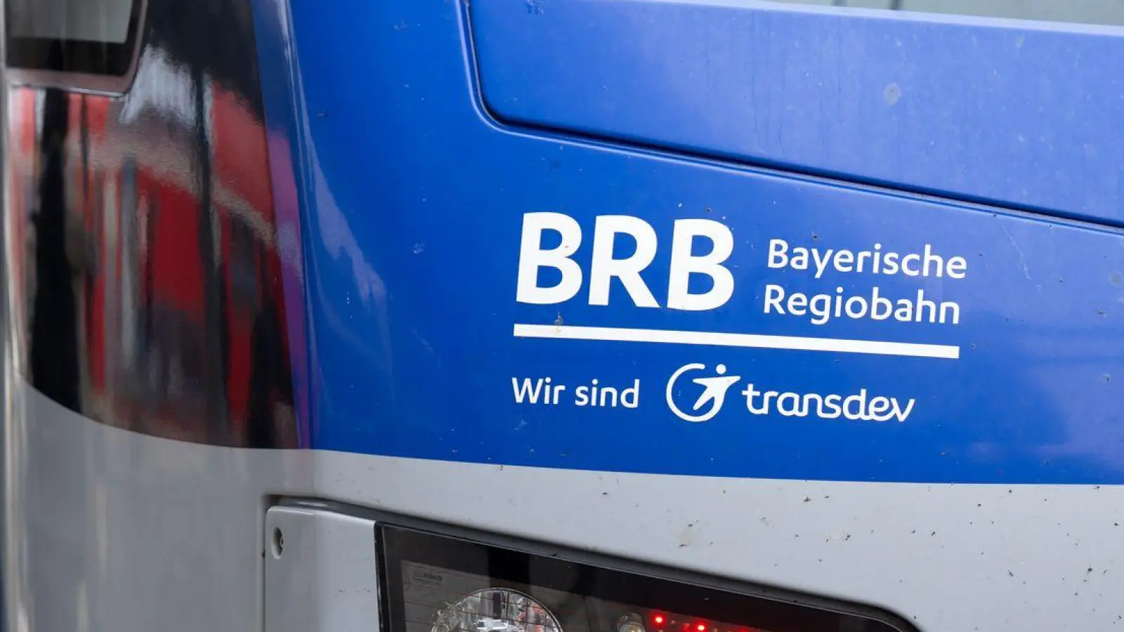 Auf der Website der Bayerischen Regiobahn gibt es weiterführende Informationen zu den Fahrplänen. (Symbolbild) (Foto: Sven Hoppe/dpa)