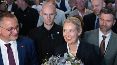 Für Alice Weidel lief die Wiederwahl zur Bundesvorsitzenden etwas besser als für den Co-Vorsitzenden, Tino Chrupalla. (Foto: Sebastian Kahnert/dpa)