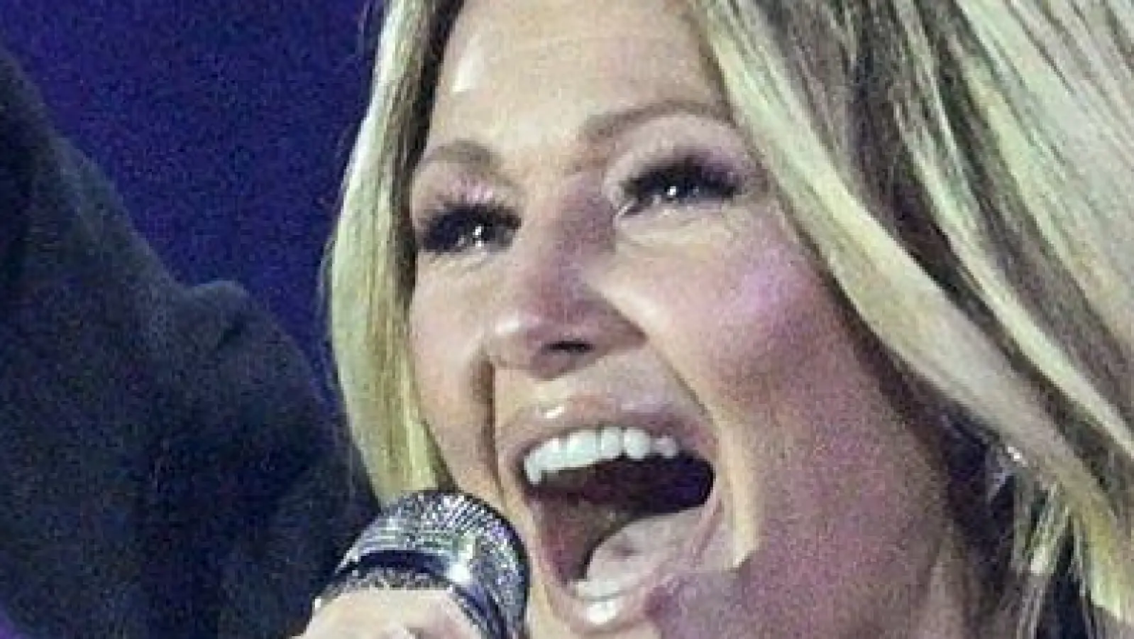 Helene Fischer hat mit „Heute Nacht“ erstmals einen echten eigenen Nummer-eins-Hit. (Archivbild) (Foto: Jens Kalaene/dpa)