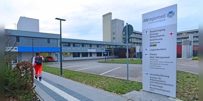 Der Hauptstandort von ANregiomed in Ansbach: Wie es um die zwei Krankenhäuser in Dinkelsbühl und Rothenburg bestellt ist, darüber besteht nun eine Einigung. (Archivbild: Sarina Schwinn)