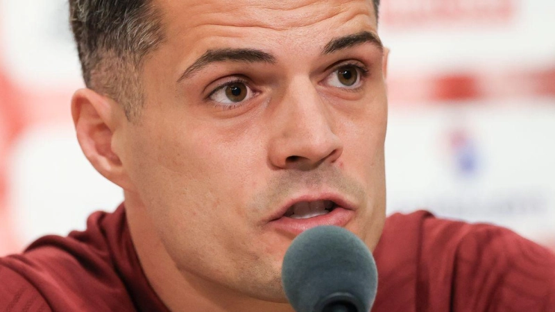Xhaka gibt nun zu: Die Impfbestätigung war erworben.  (Foto: Christian Charisius/dpa)