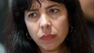 Elif Eralp will für die Linke in das Rote Rathaus in Berlin einziehen. (Archivbild)  (Foto: Sebastian Gollnow/dpa)