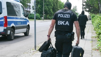 Am Dienstag veranlasste der Generalbundesanwalt in Halle einen Polizeieinsatz.  (Foto: Heiko Rebsch/dpa)