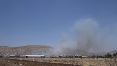 Bei einer bewaffneten Auseinandersetzung in der Nähe eines israelischen Außenpostens hat es mehrere Tote und Verletzte gegeben. (Archivbild) (Foto: Majdi Mohammed/AP/dpa)