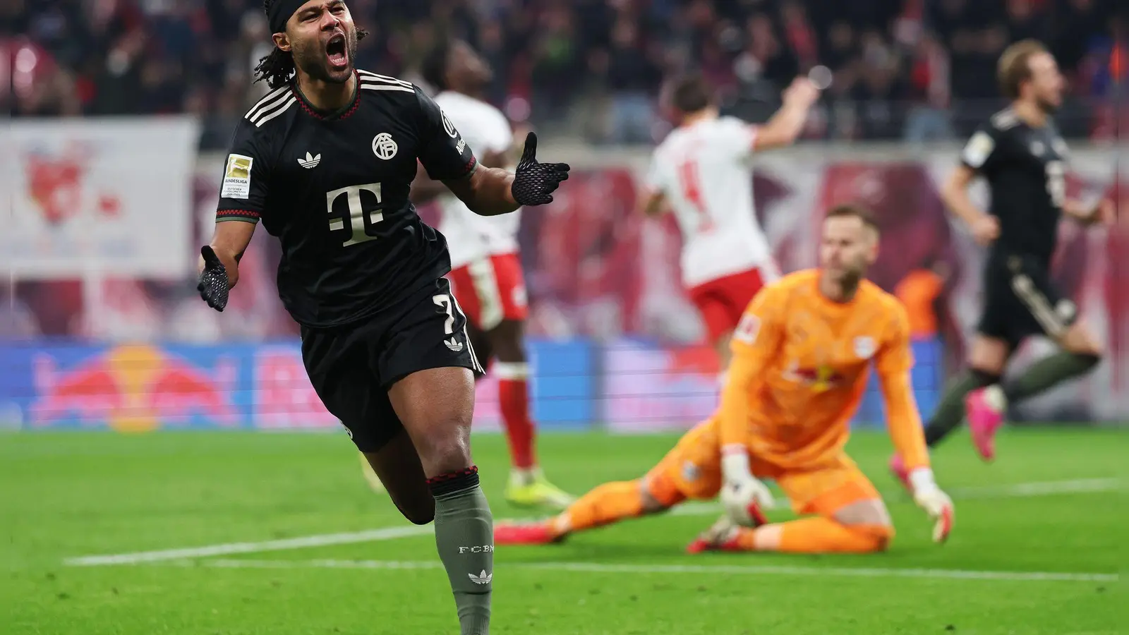 Serge Gnabry unterschrieb einen neuen Vertrag beim FC Bayern. (Archivbild) (Foto: Jan Woitas/dpa)
