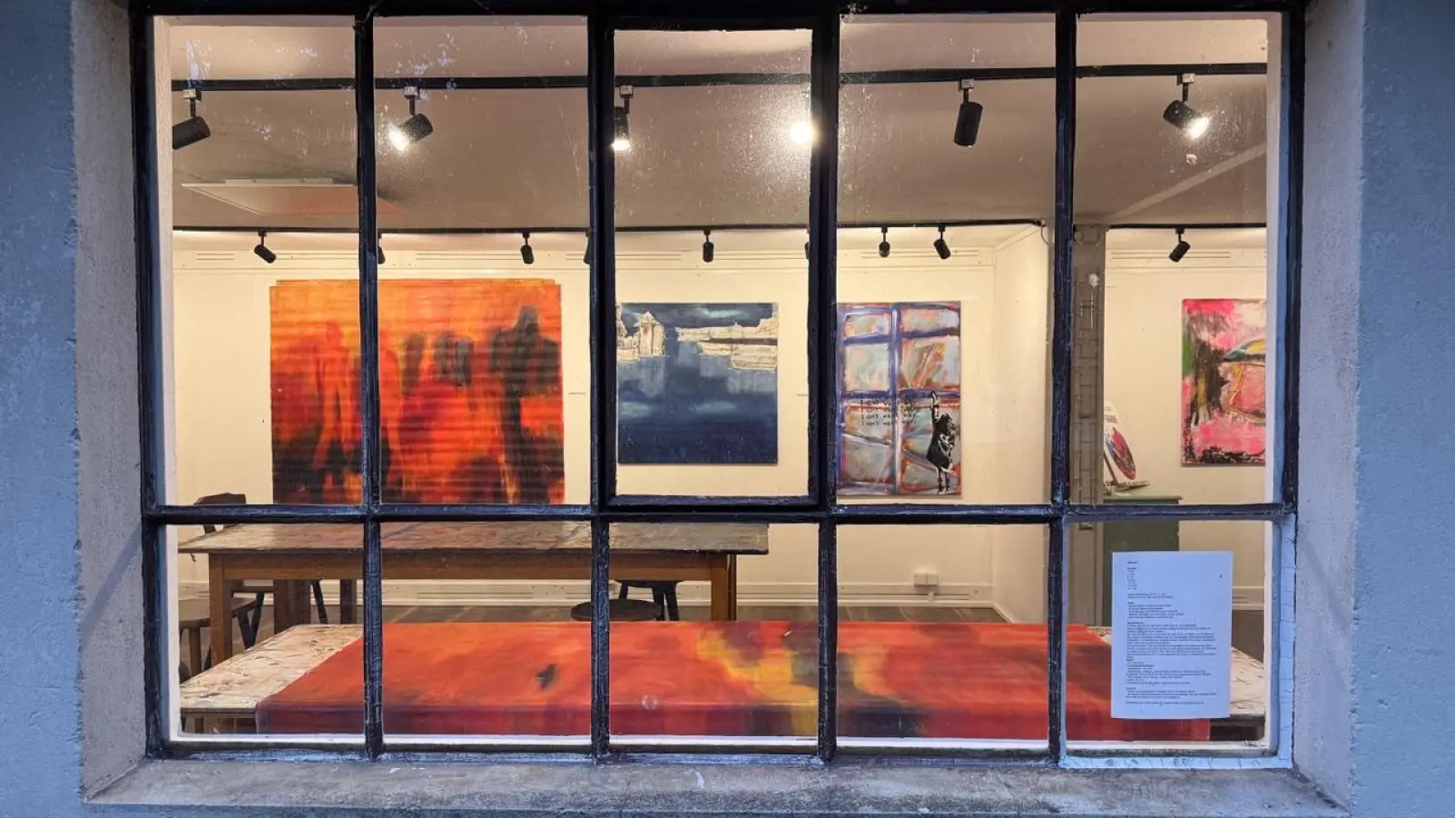 Ausstellung im Großformat von Tina Bönsch und Sabine Nollek im Atelier von Art+Farbe. (Foto:  Sabine Nollek)