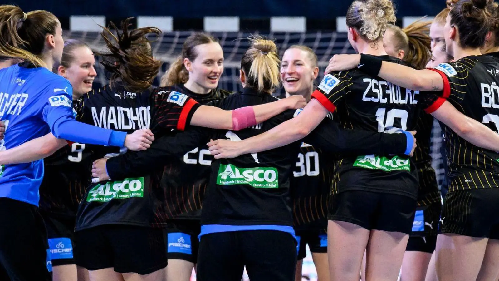 Die deutschen Handballerinnen haben am vergangenen Wochenende das Ticket für Paris gelöst. (Foto: Tom Weller/dpa)