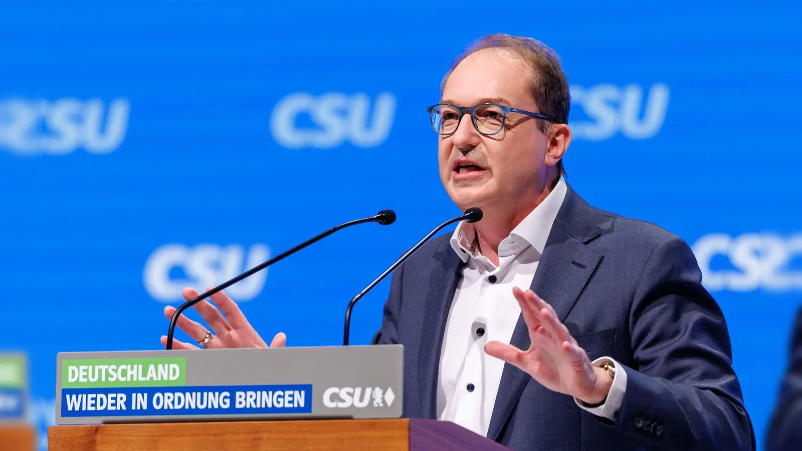 Alexander Dobrindt (CSU) findet klare Worte für SPD und Grüne. (Archivbild) (Foto: Daniel Karmann/dpa)