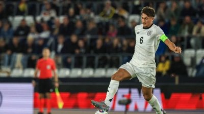 Bayern-Profi Tom Bischof wird die deutsche U21 als Kapitän anführen. (Foto: Jan Woitas/dpa)