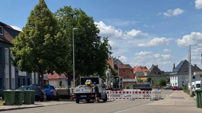 Statt freier Fahrt herrscht am 4. Juli 2025 Baustelle in der Bandelstraße in Ansbach. (Foto: Lara Hausleitner)