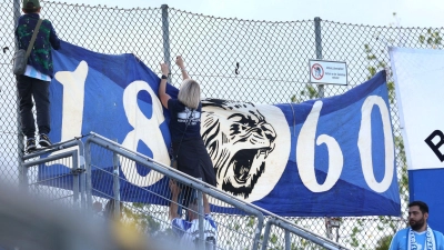 Die Fans fiebern dem Münchner Derby zwischen 1860 und den Bayern-Amateuren entgegen. (Archivbild) (Foto: Karl-Josef Hildenbrand/dpa)