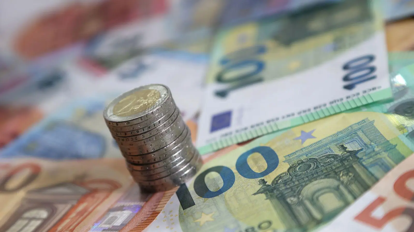 2026 bringt einige Änderungen bei der Steuer. (Symbolbild) (Foto: Karl-Josef Hildenbrand/dpa)