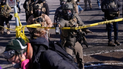 Ein Mann starb durch Schüsse eines Beamten in Minneapolis. (Foto: Abbie Parr/AP/dpa)