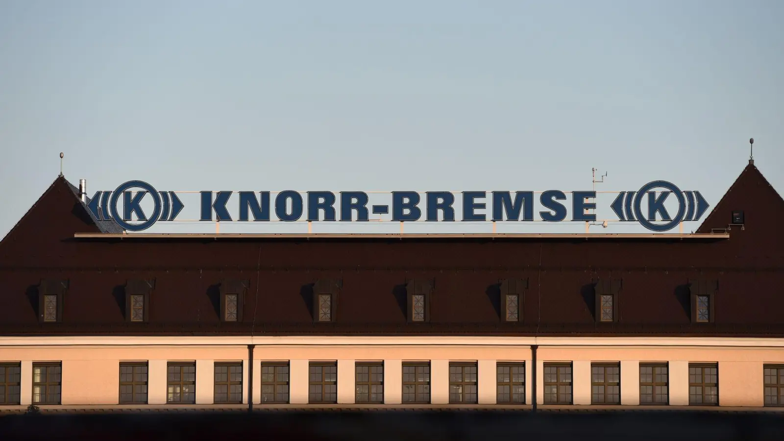 Das Zuggeschäft von Knorr-Bremse läuft gut, das Lkw-Geschäft nicht. (Archivbild) (Foto: Andreas Gebert/dpa)