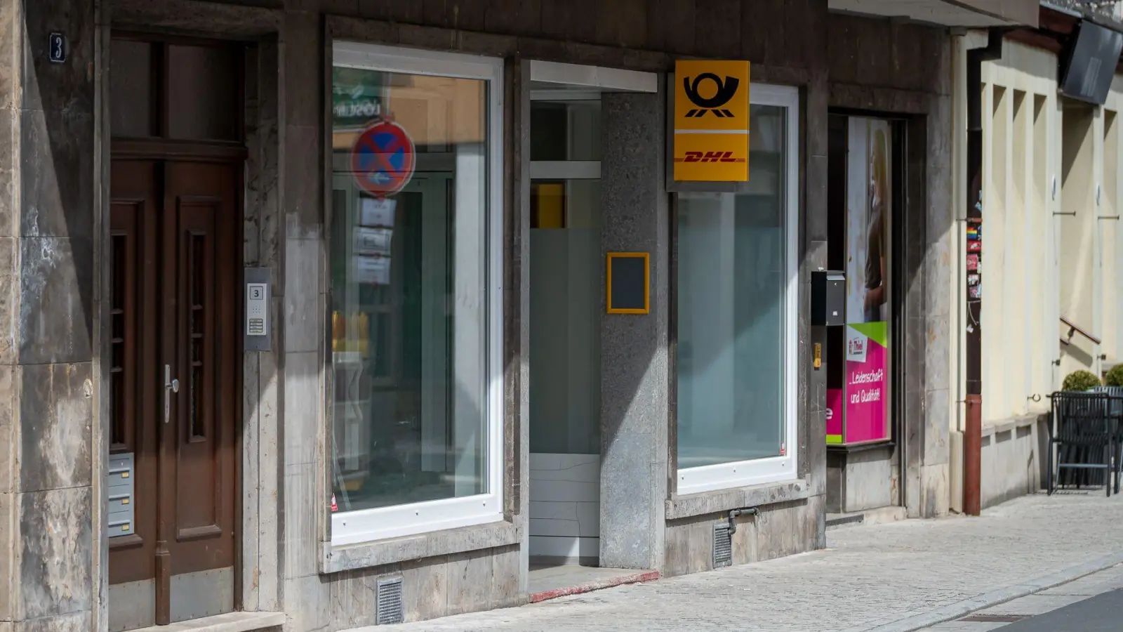 Hier in der Bamberger Straße, wo zwischendurch schon mal ein Post-Partnerbetrieb angesiedelt war, soll ab dem 7. Mai eine „echte” Post-Zweigstelle residieren. Einziger Wermutstropfen sind die eingeschränkten Öffnungszeiten.  (Foto: Mirko Fryska)