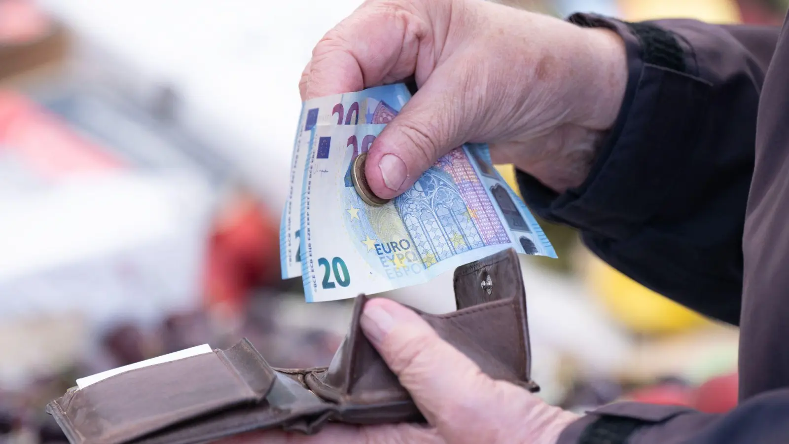 Gerechter und gut – so finden viele Menschen einer Umfrage zufolge die neue Grundsicherung. (Symbolbild) (Foto: Sebastian Kahnert/dpa)