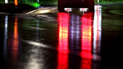 Die Autoversicherung ist derzeit teuer wie nie. (Foto: Karl-Josef Hildenbrand/dpa)