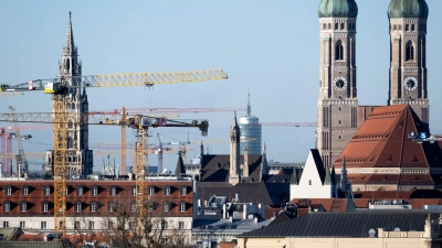 Die Bauwirtschaft hat in München viel zu tun, doch die bayerische Wirtschaft insgesamt schwächelt nach wie vor. (Archiv) (Foto: Sven Hoppe/dpa)