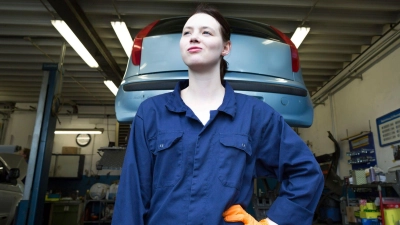 Mehr Freizeit: Auch Azubis, die ihre Ausbildung schon begonnen haben, können Stunden reduzieren - allerdings nur, wenn der Ausbildungsbetrieb einverstanden ist. (Foto: Sigrid Gombert/Westend61/dpa-tmn)