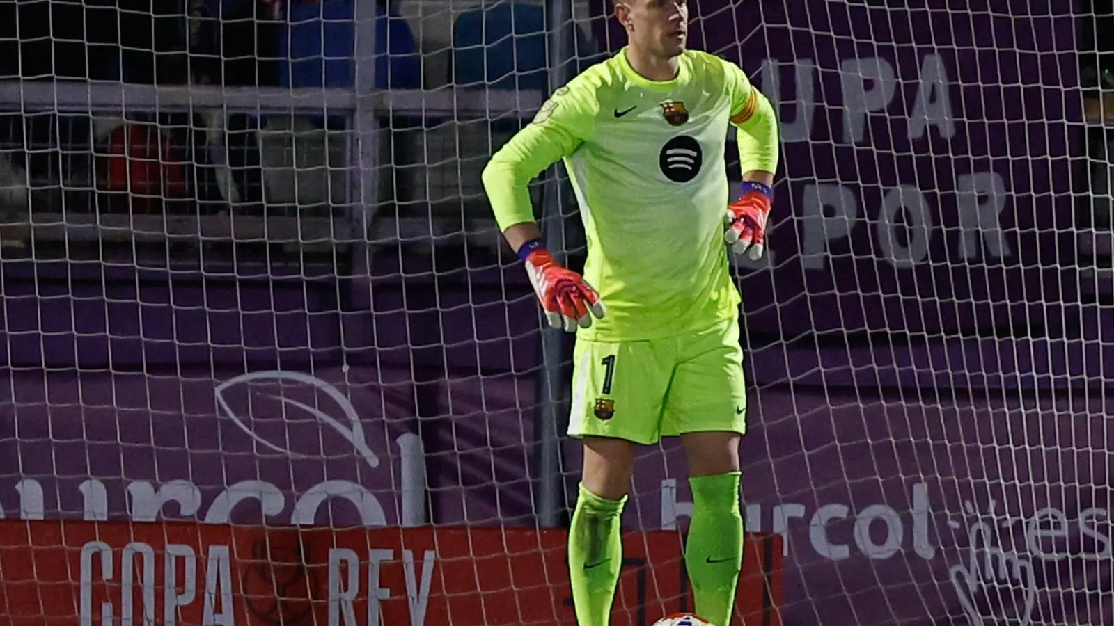 Marc-André ter Stegen verlässt wohl den FC Barcelona. (Archivbild) (Foto: Rudy Garcia/AP/dpa)