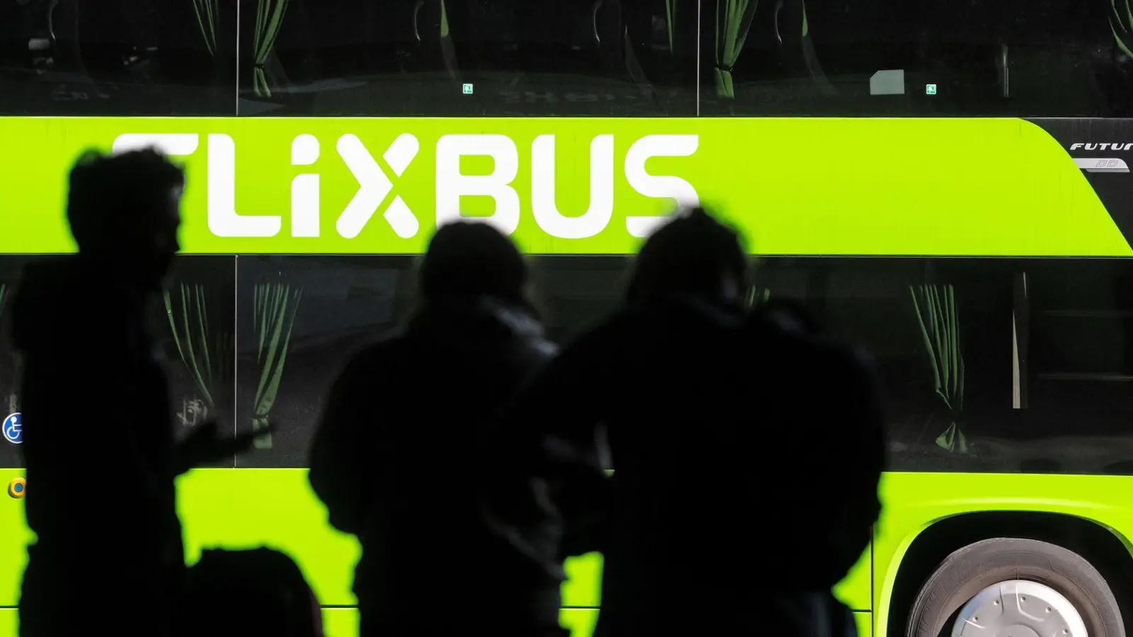 Mehr Verbindungen ab Ostern: Flixbus erhöht die Taktung auf beliebten Strecken wie Berlin–Konstanz, München–Paris und Hamburg–Kopenhagen. (Foto: Sven Hoppe/dpa/dpa-tmn)