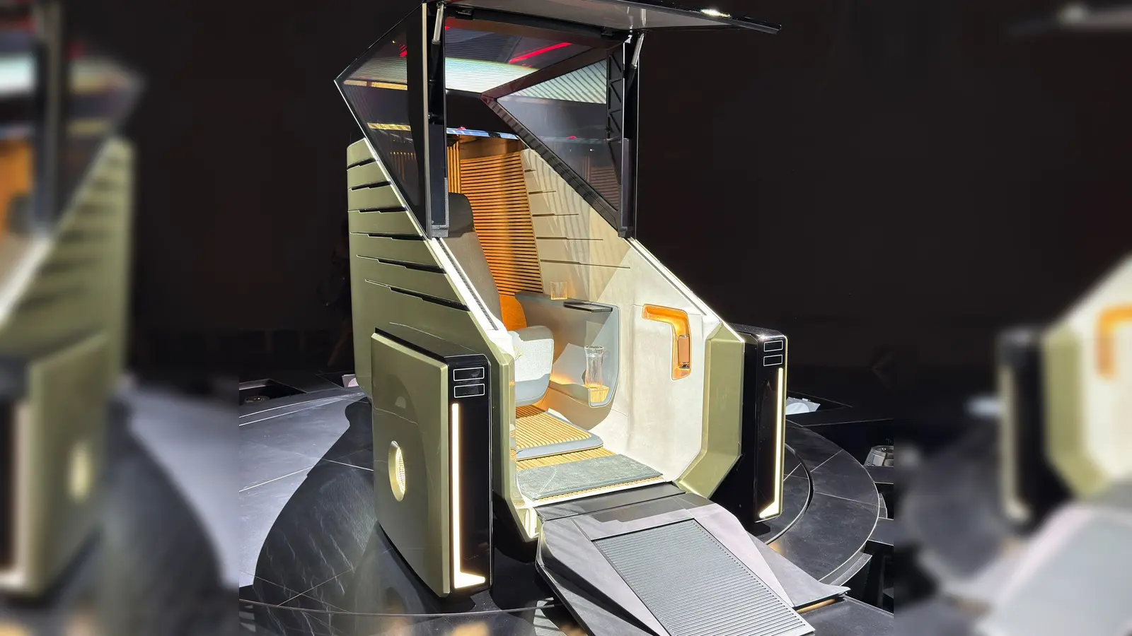 Konzipiert als autonomer Einsitzer: das LS Micro Concept von Lexus. (Foto: Thomas Geiger/dpa-tmn)