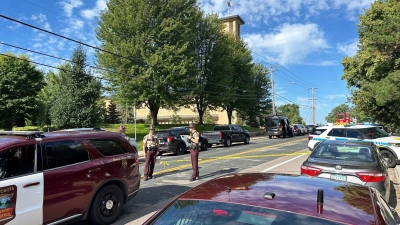 An einer katholischen Schule in Minneapolis ist es zu einem Schusswaffenvorfall gekommen. (Foto: Mark Vancleave/AP/dpa)