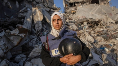 Die freie Journalistin Mariam Dagga wurde im Gazastreifen bei einem israelischen Angriff getötet. (Foto: Jehad Alshrafi/AP/dpa)