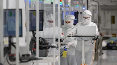 Laufen die Geschäfte bei Infineon wieder besser? (Foto: Robert Michael/dpa)