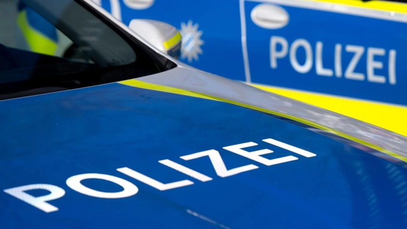 Der 38-Jährige konnte bei der Kontrolle auf der A6 kein Visum vorweisen. (Symbolbild: Sven Hoppe/dpa)