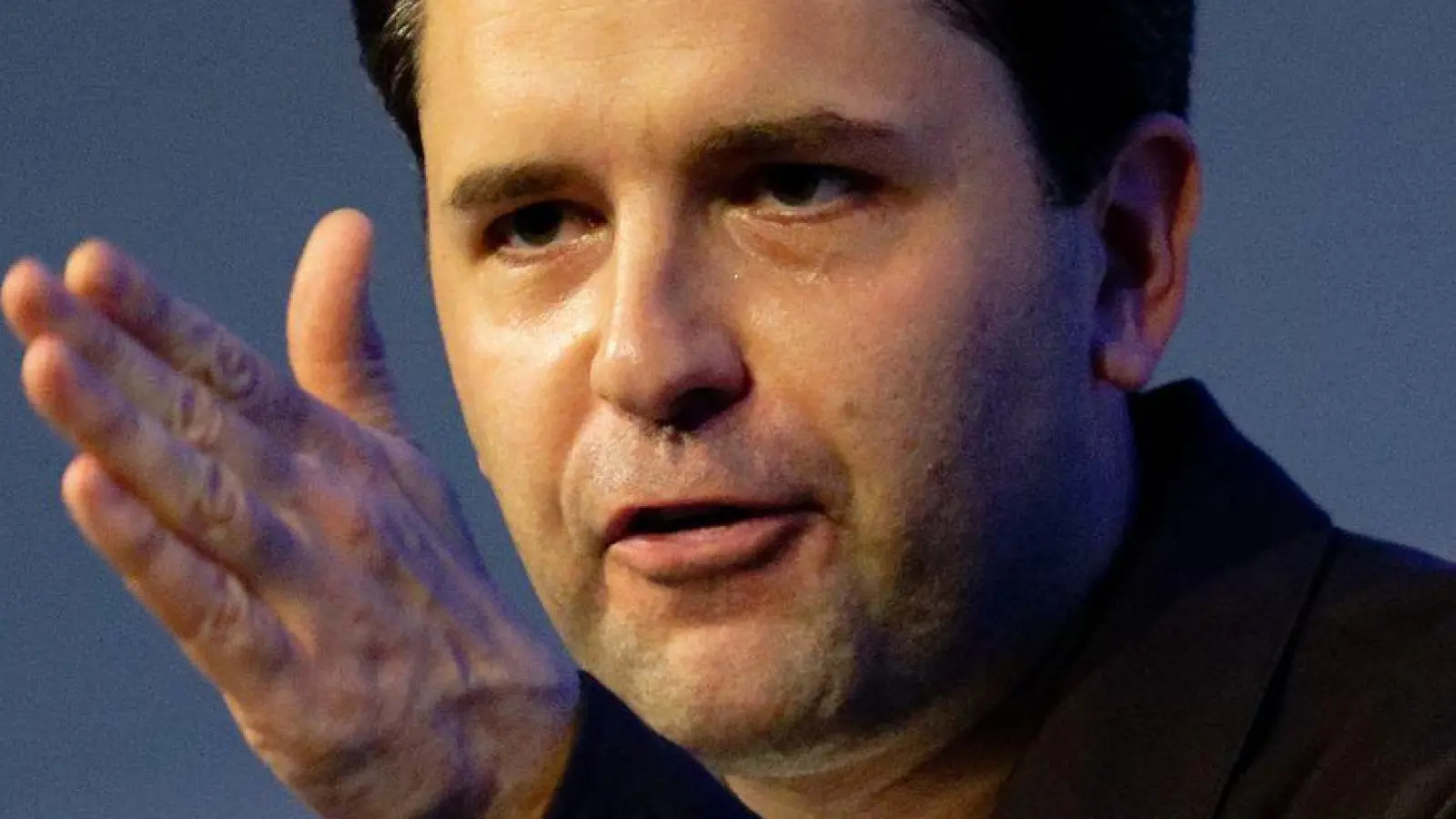 JU-Chef Johannes Winkel fordert ein Signal des Aufbruchs vom Parteinachwuchs. (Foto: Henning Kaiser/dpa)