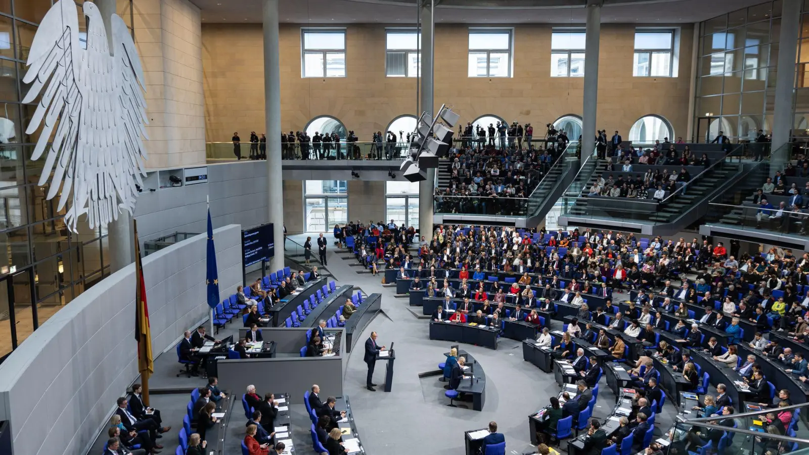 Gleich zwei hitzige Migrationsdebatten standen in dieser Woche auf der Tagesordnung.  (Foto: Hannes P. Albert/dpa)