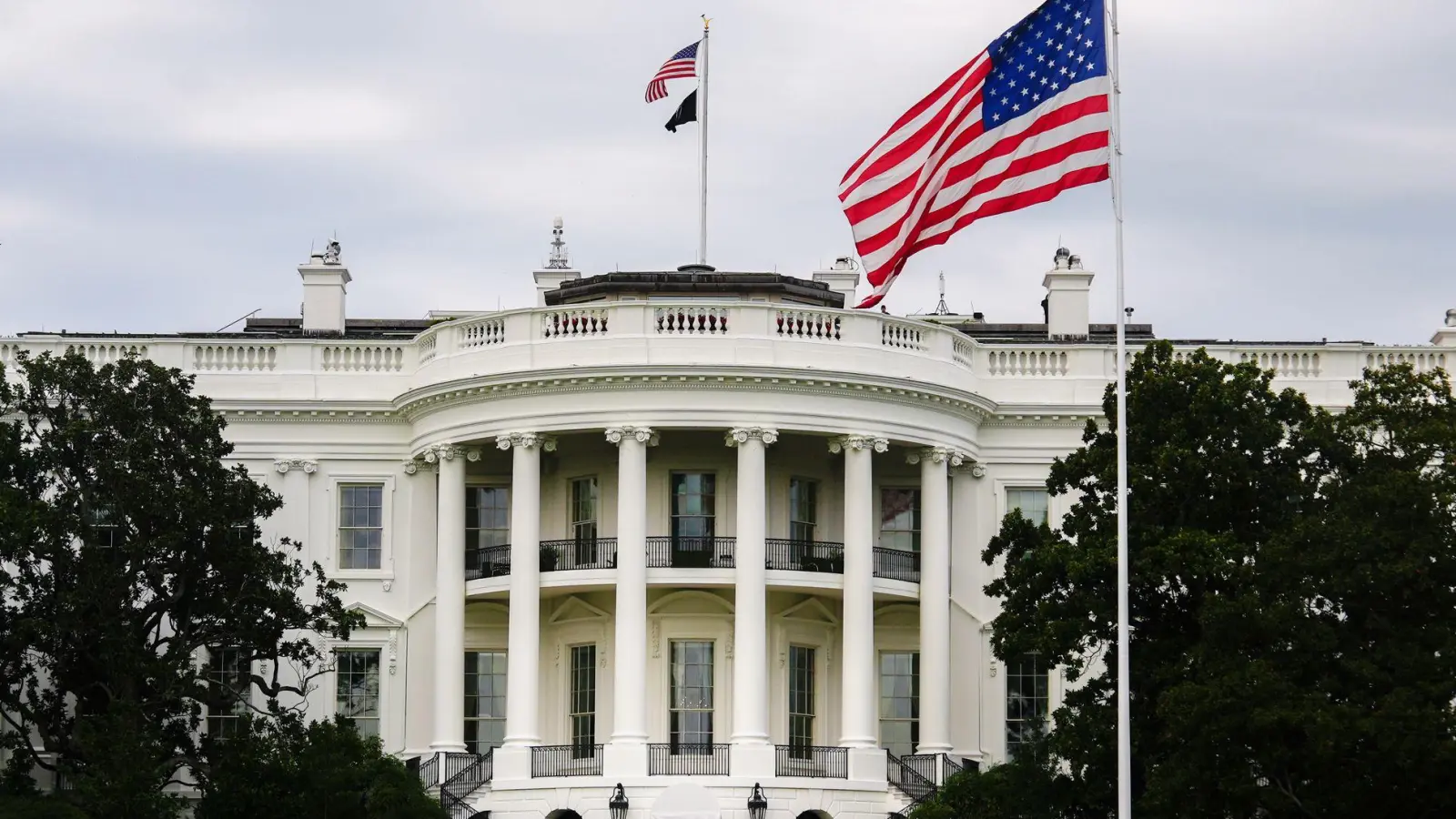 US-Regierungskreisen zufolge soll für viele EU-Importe in die Vereinigten Staaten ein Zoll von 15 Prozent gelten. (Archivfoto) (Foto: Julia Demaree Nikhinson/AP/dpa)