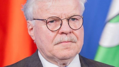 Reinhold Ewald ist der erste Raumfahrtbotschafter in NRW. (Foto: Rolf Vennenbernd/dpa)