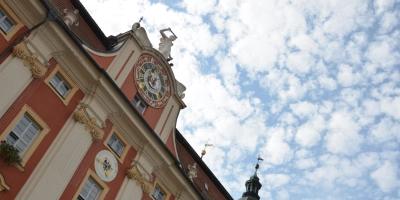 Wer zieht ins Rathaus von Bad Windsheim ein? Das entscheiden die Wählerinnen und Wähler am 8. März 2026. (Foto: Johannes Hirschlach)