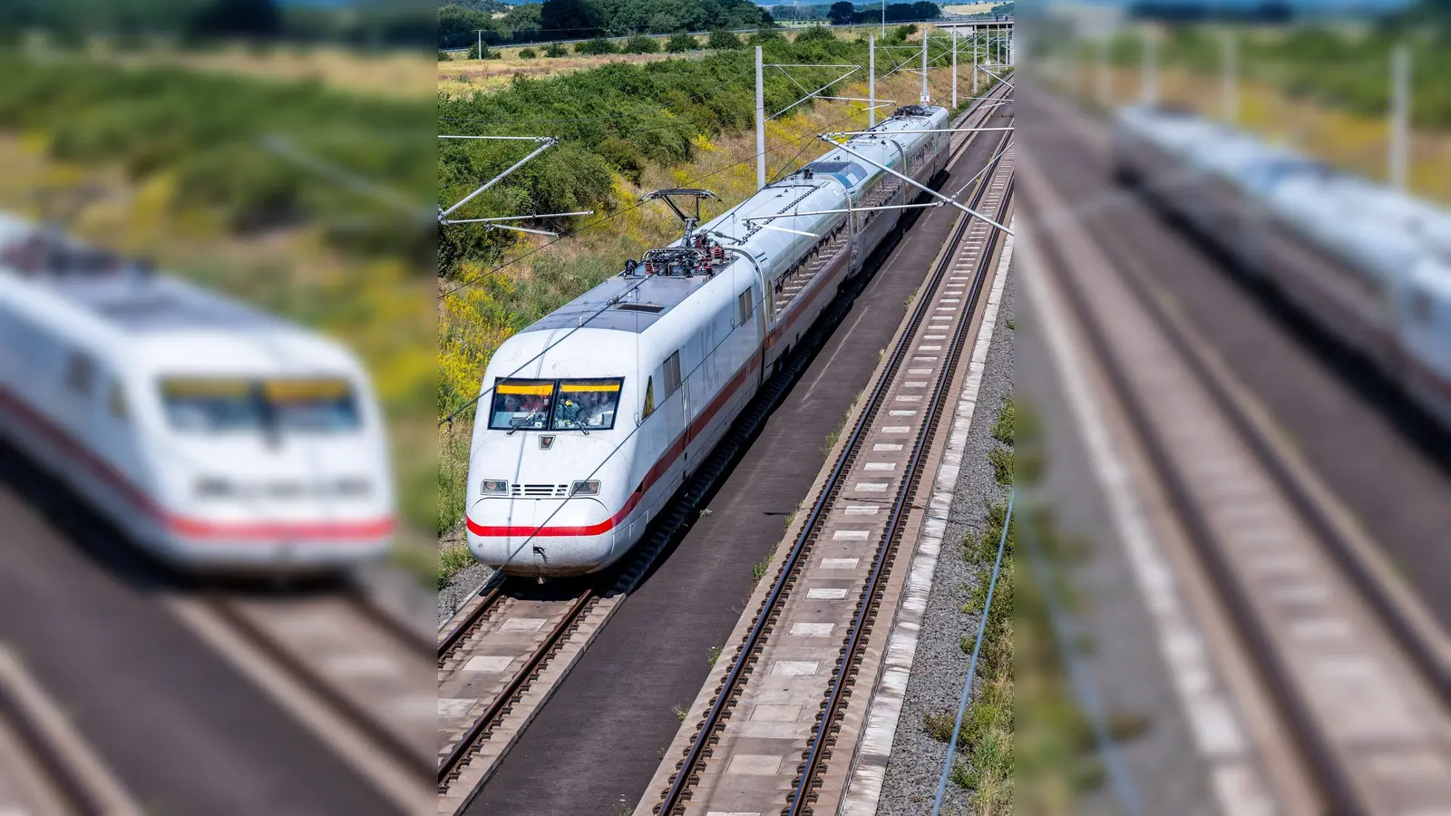 Auch die Deutsche Bahn testet den Siemens-Hochgeschwindigkeitszug  Velaro Novo. (Archiv) (Foto: Jacob Schröter/dpa)